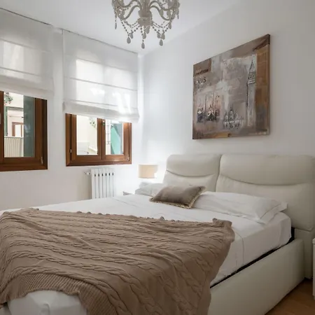 San Marco Prestige With Terrace By Wonderful Italy-3